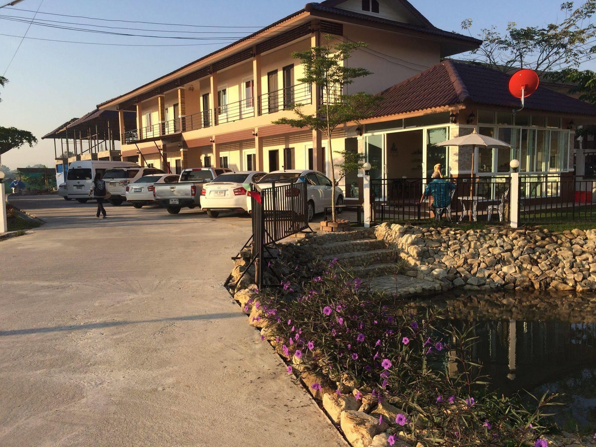 Thana Ville Resort Mae Sot Dış mekan fotoğraf